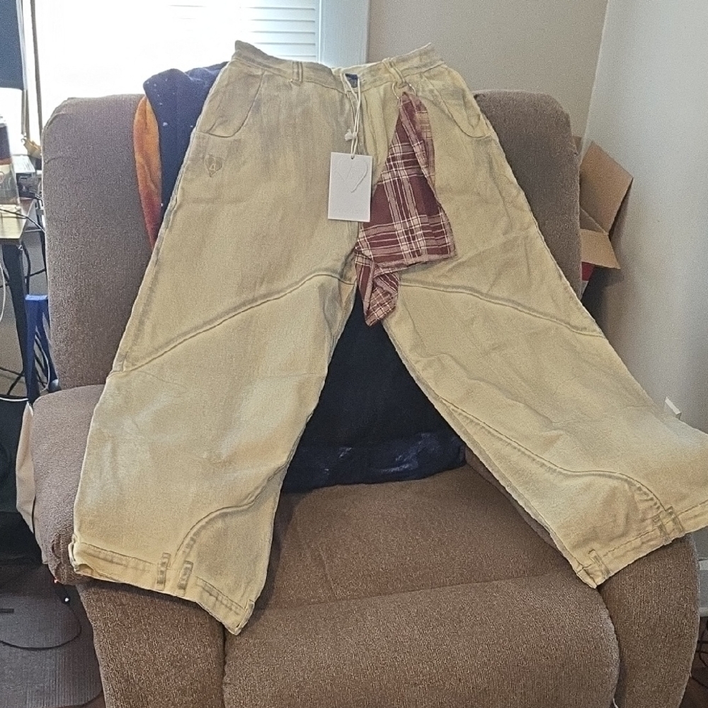 Womens Barrel Tan Pants